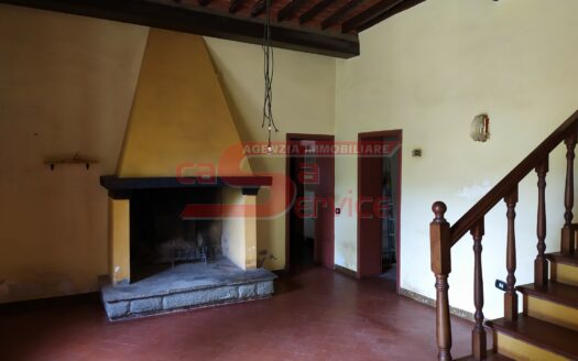 Serravalle Pistoiese, zona Masotti, colonica libera su 3 lati