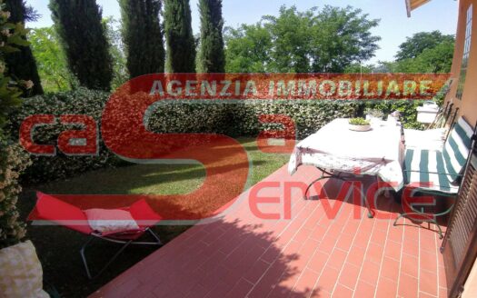 Montecatini Terme, zona nord, villa d’angolo