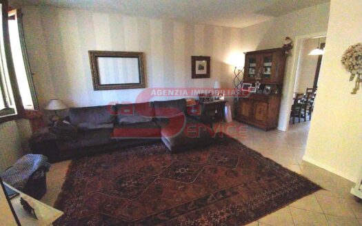 Montecatini Terme, zona nord, villa d’angolo