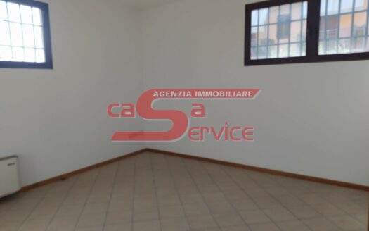 Monsummano Terme, zona centro, ufficio con 4 studi