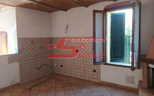 Monsummano Terme, zona centro, casa indipendente con 4 camere