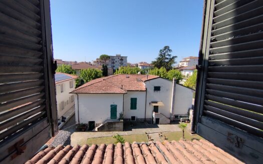 Montecatini Terme, zona nord, villa con giardino