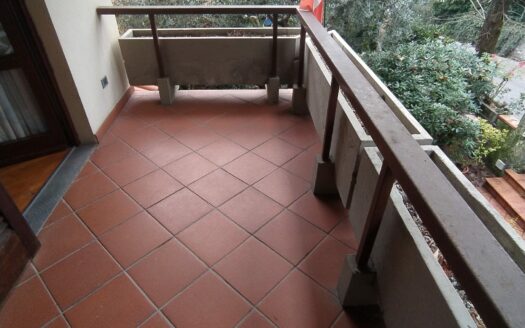 Montecatini Terme, zona Casina Rossa, Villetta Bifamiliare con 3 camere