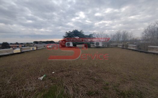 Montecatini Terme Ufficio 140 mq. con posti auto