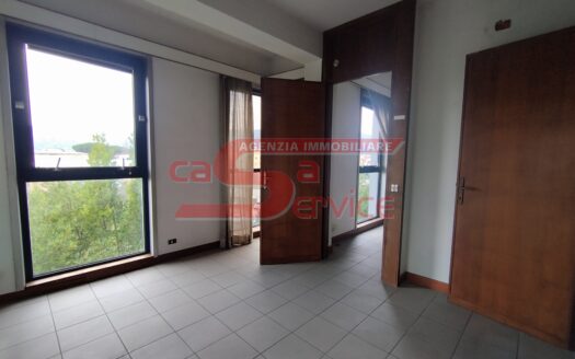 Montecatini Terme Ufficio 140 mq. con posti auto