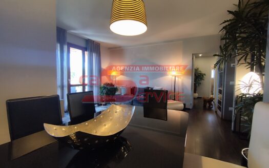 Montecatini Terme attico con terrazza in zona residenziale