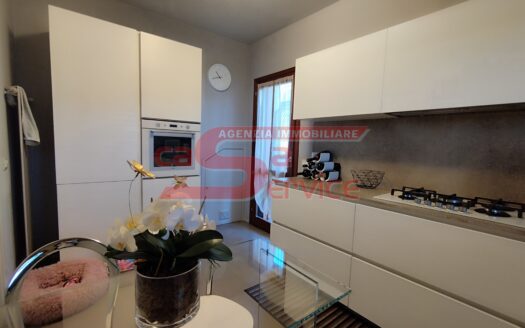 Montecatini Terme attico con terrazza in zona residenziale