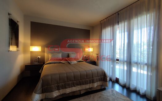 Montecatini Terme attico con terrazza in zona residenziale