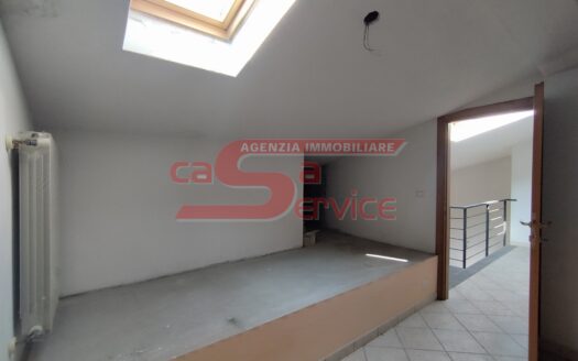 Montecatini Terme centro appartamento duplex