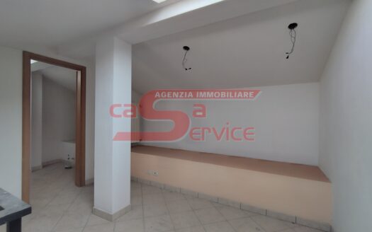 Montecatini Terme centro appartamento duplex