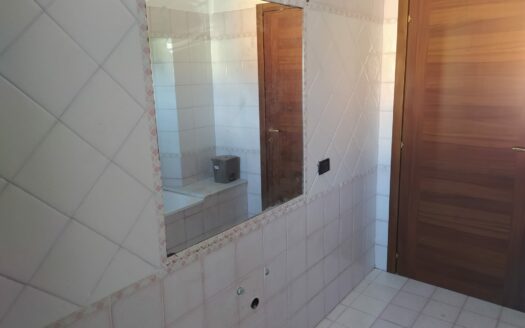 Buggiano, Zona centro, appartamento con due camere