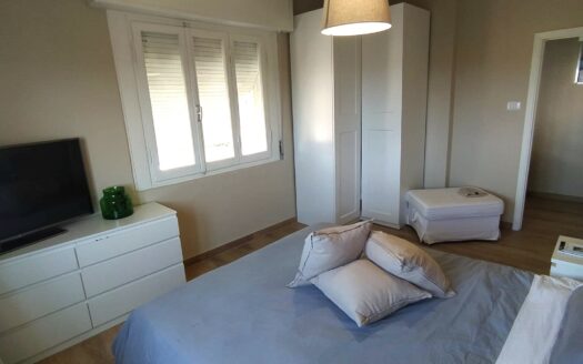 Monsummano Terme. Zona centrale. Appartamento con una camera