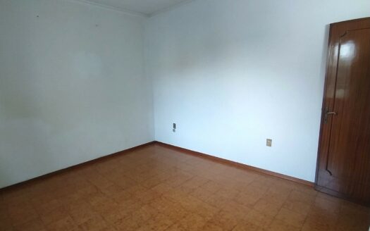 Montecatini Terme. Zona Nord, appartamento piano terra con tre camere