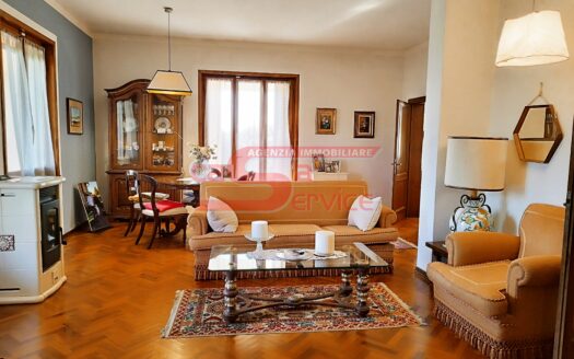 Pescia, Casa Singola