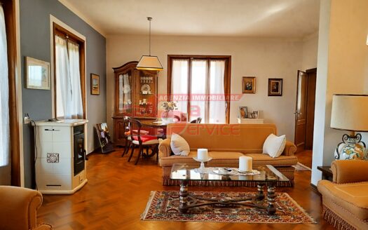 Pescia, Casa Singola