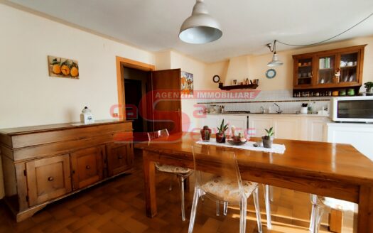 Pescia, Casa Singola