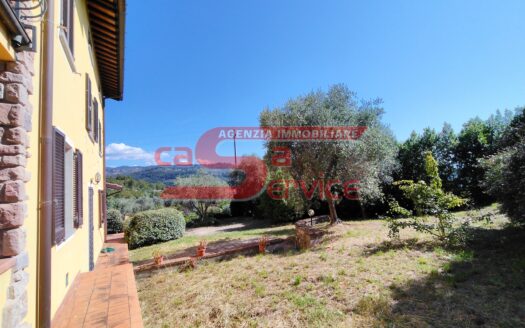 Villa Singola in Vendita a Montecatini Terme