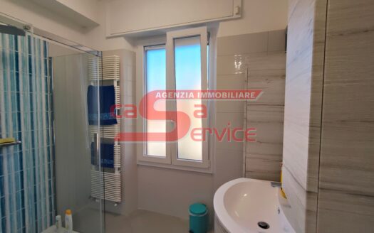 Montecatini Terme, zona nord, appartamento 6 vani completamente ristrutturato