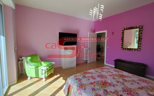 Montecatini Terme, zona nord, appartamento 6 vani completamente ristrutturato
