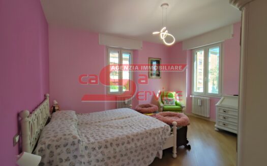 Montecatini Terme, zona nord, appartamento 6 vani completamente ristrutturato