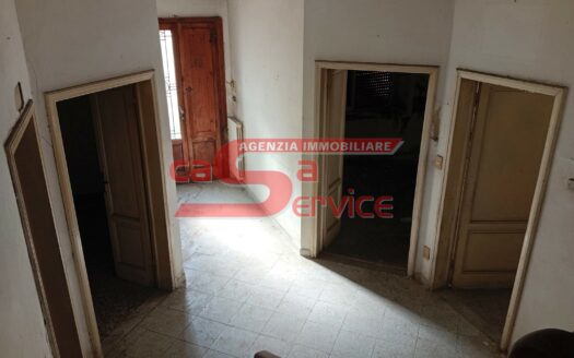 Montecatini Terme. Zona Nord. Unifamiliare da ristrutturare