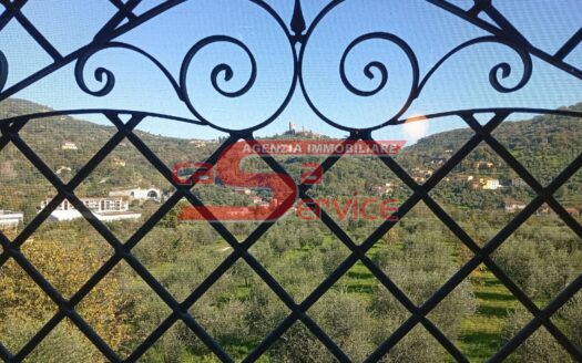 Serravalle Pistoiese. Ponte di Serravalle, appartamento panoramico