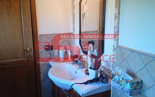 Serravalle Pistoiese. Ponte di Serravalle, appartamento panoramico