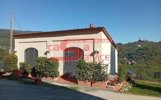 Serravalle Pistoiese. Ponte di Serravalle, appartamento panoramico