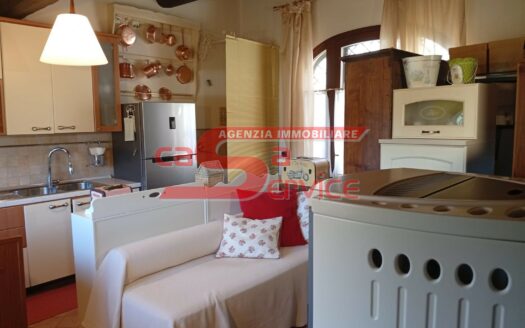 Serravalle Pistoiese. Ponte di Serravalle, appartamento panoramico