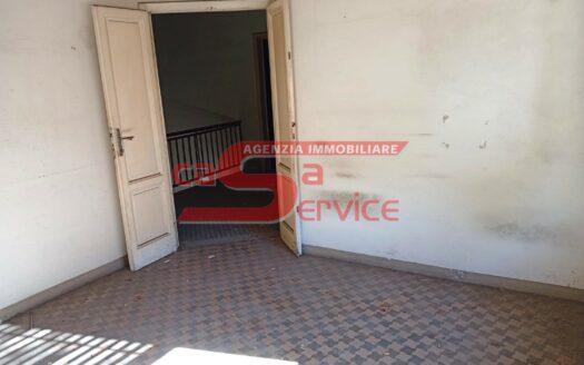 Montecatini Terme. Zona Nord. Unifamiliare da ristrutturare