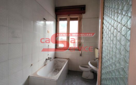 Montecatini Terme. Zona Nord. Unifamiliare da ristrutturare