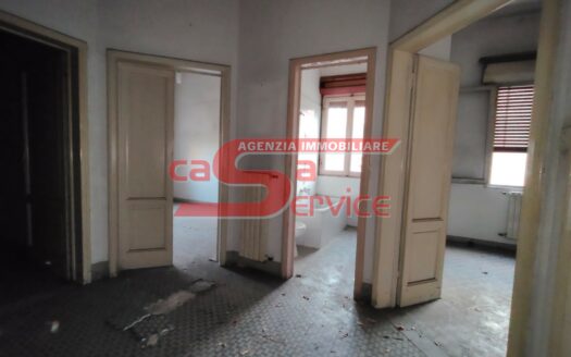 Montecatini Terme. Zona Nord. Unifamiliare da ristrutturare