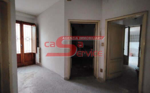 Montecatini Terme. Zona Nord. Unifamiliare da ristrutturare