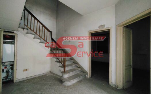 Montecatini Terme. Zona Nord. Unifamiliare da ristrutturare