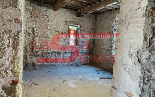 **Colonica in Vendita a Montecatini Terme**