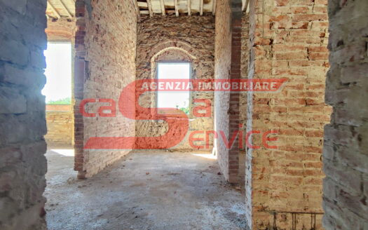 **Colonica in Vendita a Montecatini Terme**