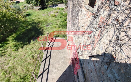 **Colonica in Vendita a Montecatini Terme**