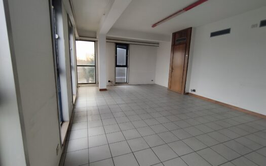 Montecatini Terme ufficio 225 mq. con posti auto