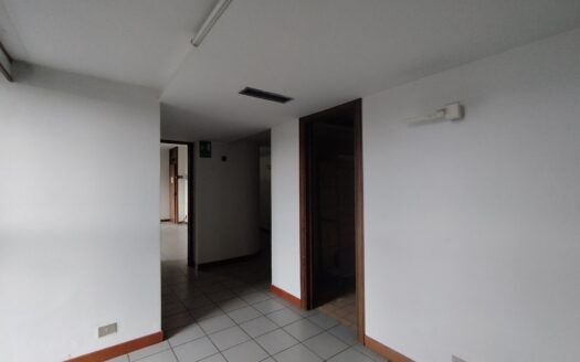 Montecatini Terme ufficio 225 mq. con posti auto