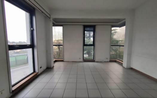 Montecatini Terme ufficio 225 mq. con posti auto