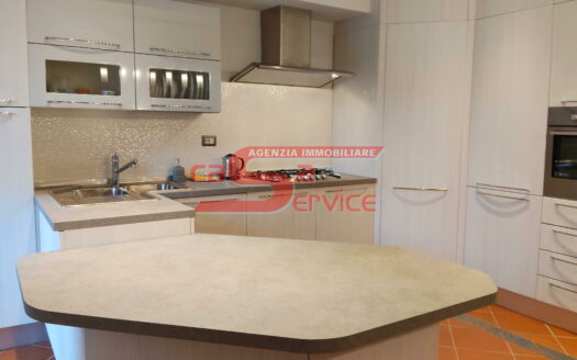 Pieve a Nievole appartamento 100 mq. piano primo con ascensore