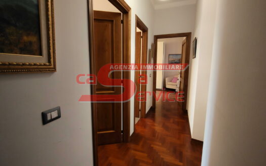 Pieve a Nievole appartamento 100 mq. piano primo con ascensore