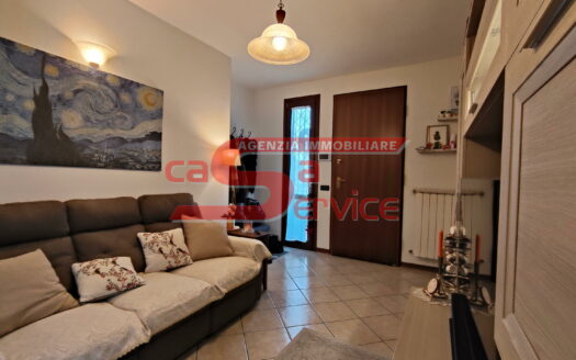 Ponte Buggianese appartamento indipendente con giardino e posto auto