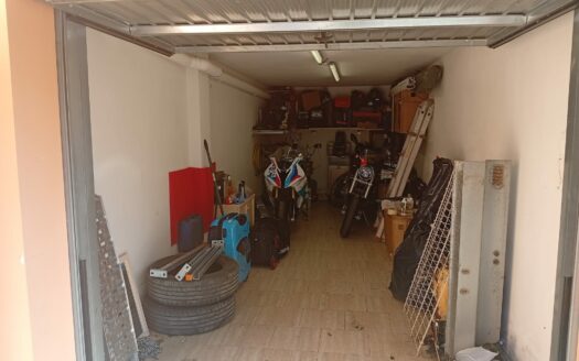 Buggiano, zona centro, bilocale con garage