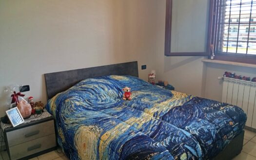 Buggiano, zona centro, bilocale con garage