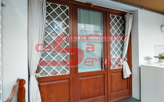 **Montecatini Terme, Villetta Angolare in Vendita**