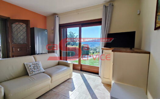 Massa e Cozzile – immobile in posizione panoramica con terreno